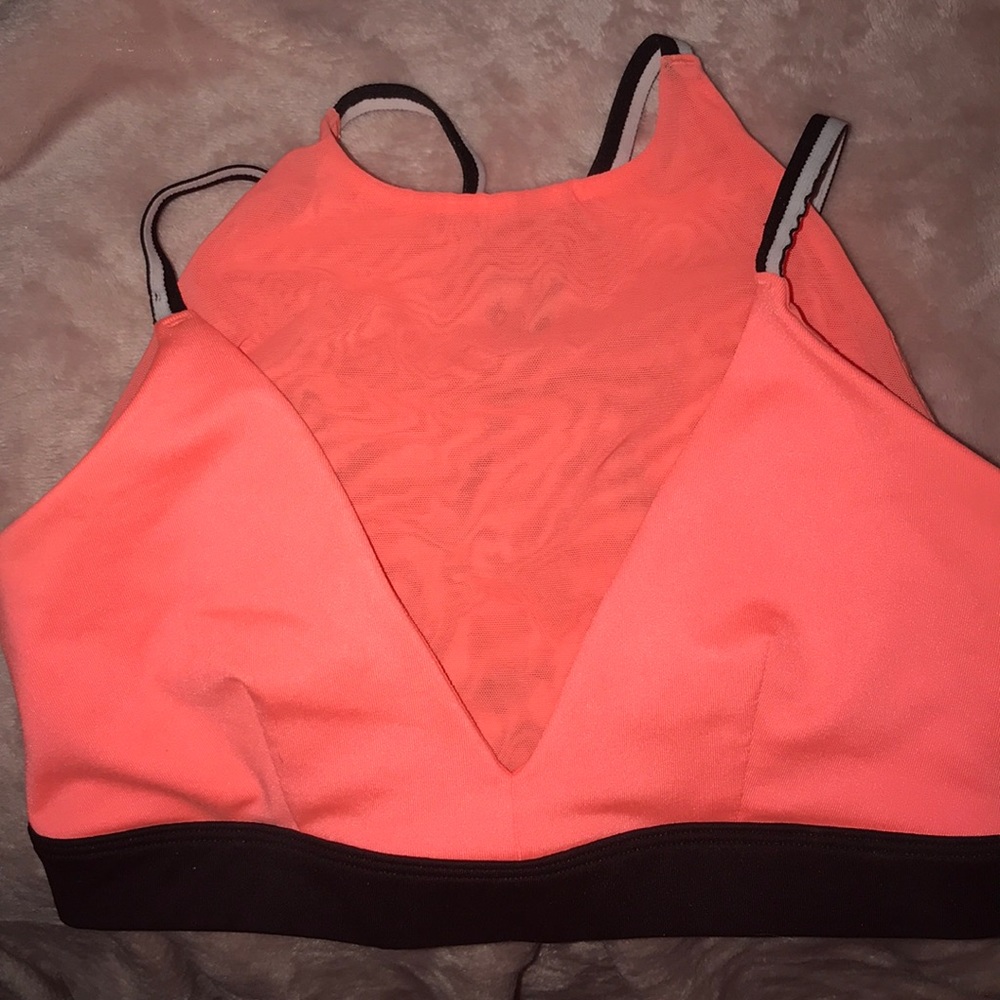 Alo yoga sports bra
